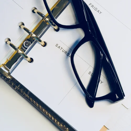 Листая календарь. Как анализировать будущие периоды на Таро?